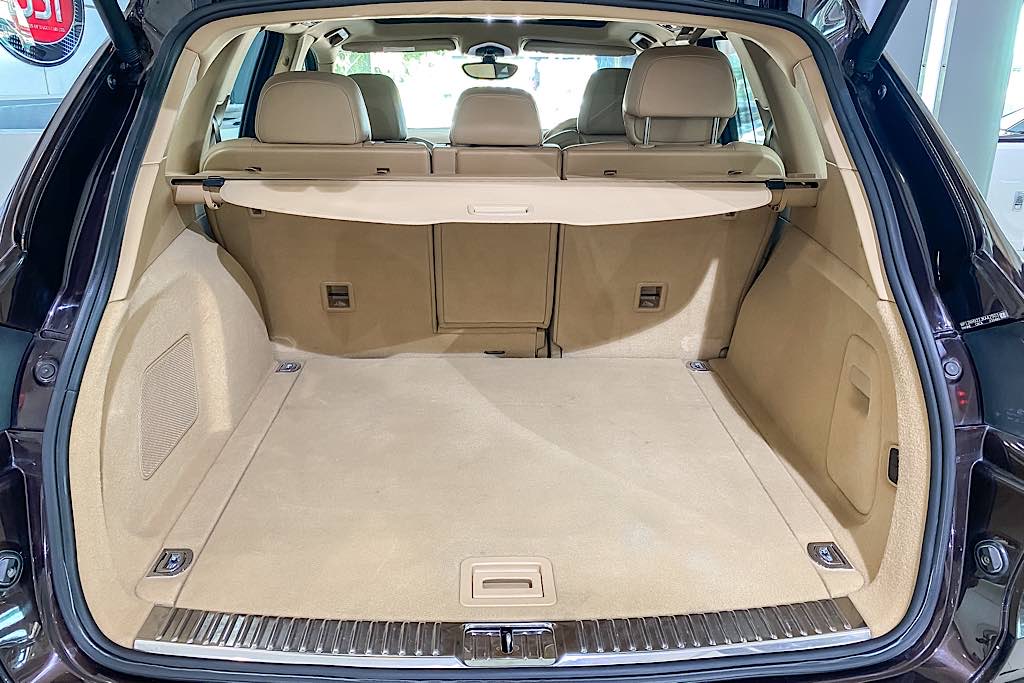 Porsche Cayenne Platinum Edition