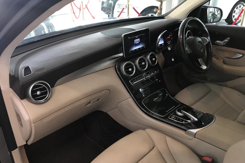 MERCEDES BENZ GLC 220D