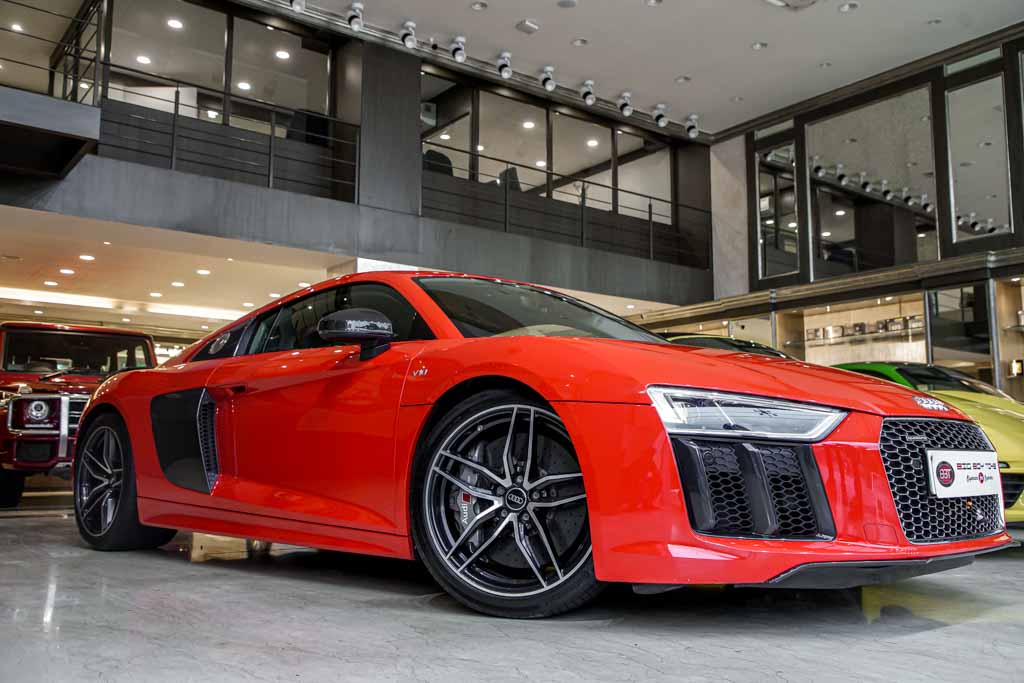 Audi R8 V10 Plus