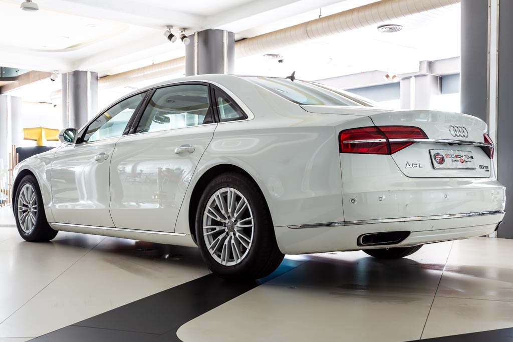 Audi A8 L 50 TDI