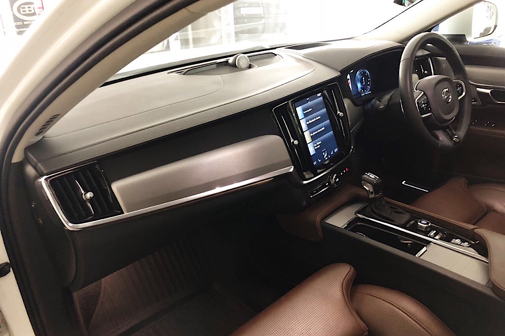 2018 Used Volvo V90 Cross Country Inscription