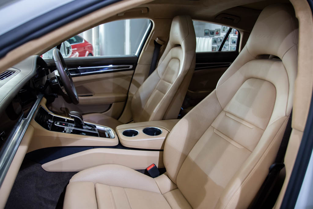 Porsche Panamera Turbo