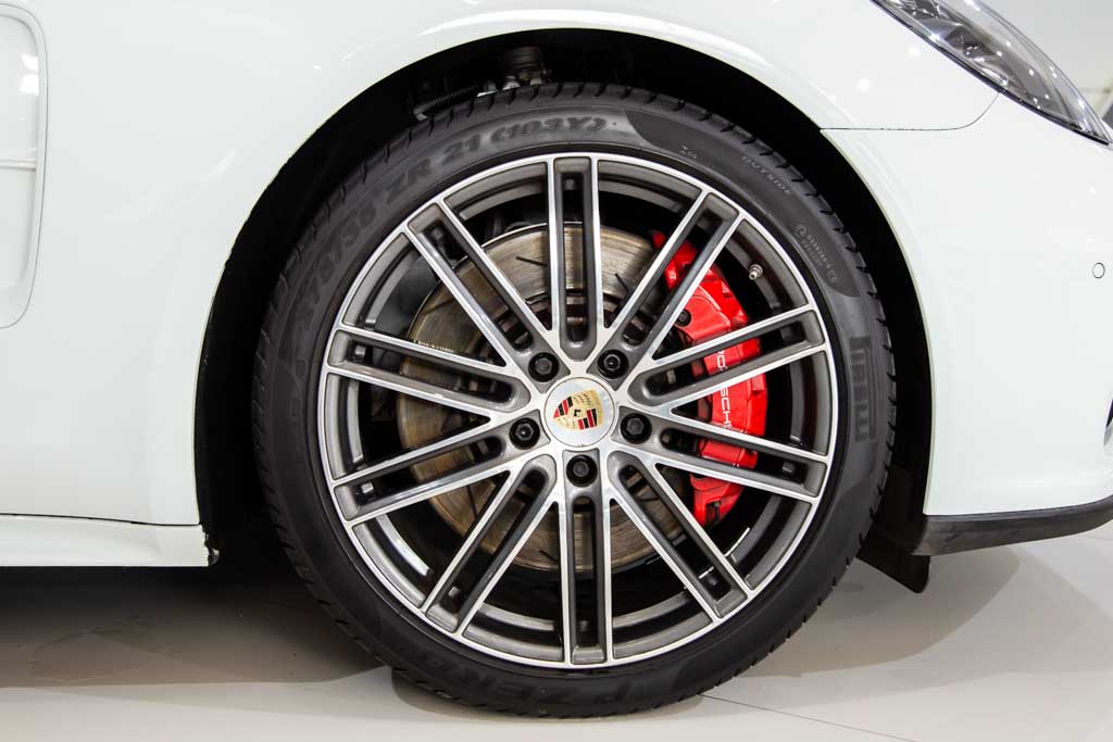 Porsche Panamera Turbo