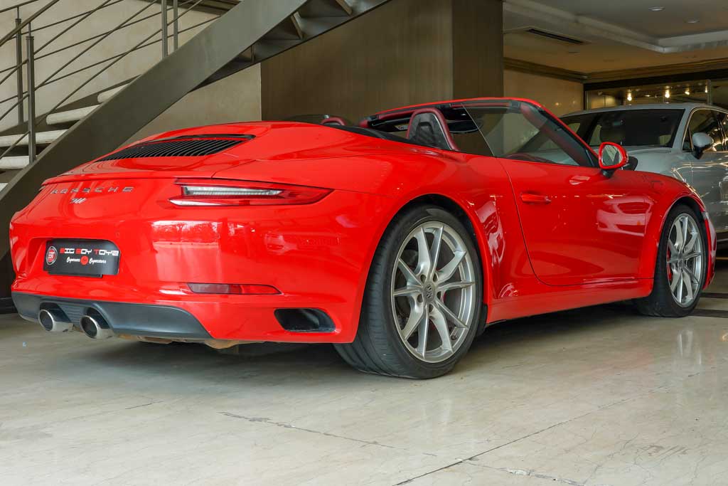 Porsche 911 Carrera S Cabriolet