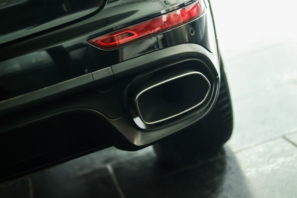 Porsche Cayenne Platinum Edition 