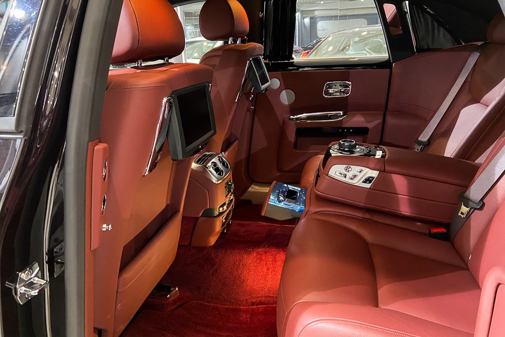 Chi tiết hơn 60 về rolls royce seat covers Du học Akina