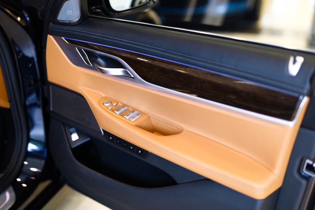 BMW 730LD DPE Signature