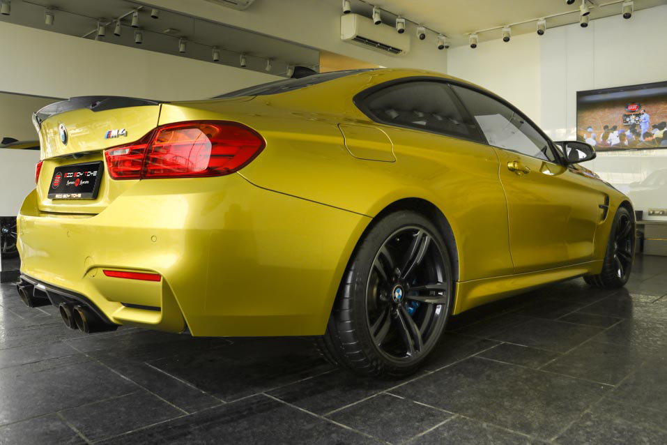 BMW M4