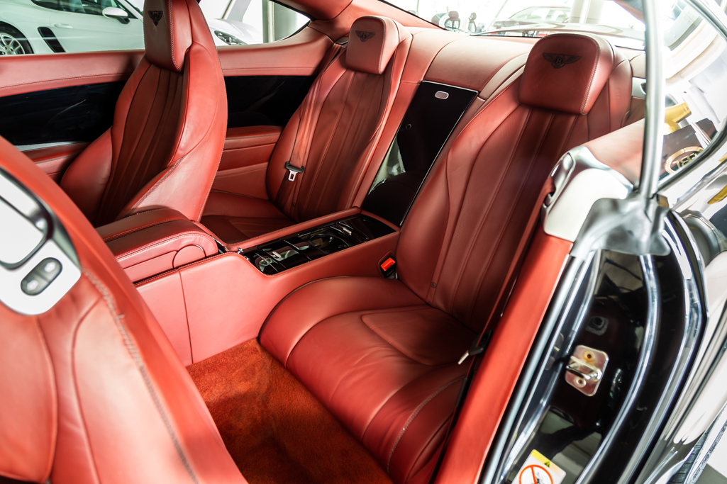 Bentley Continental GT W12