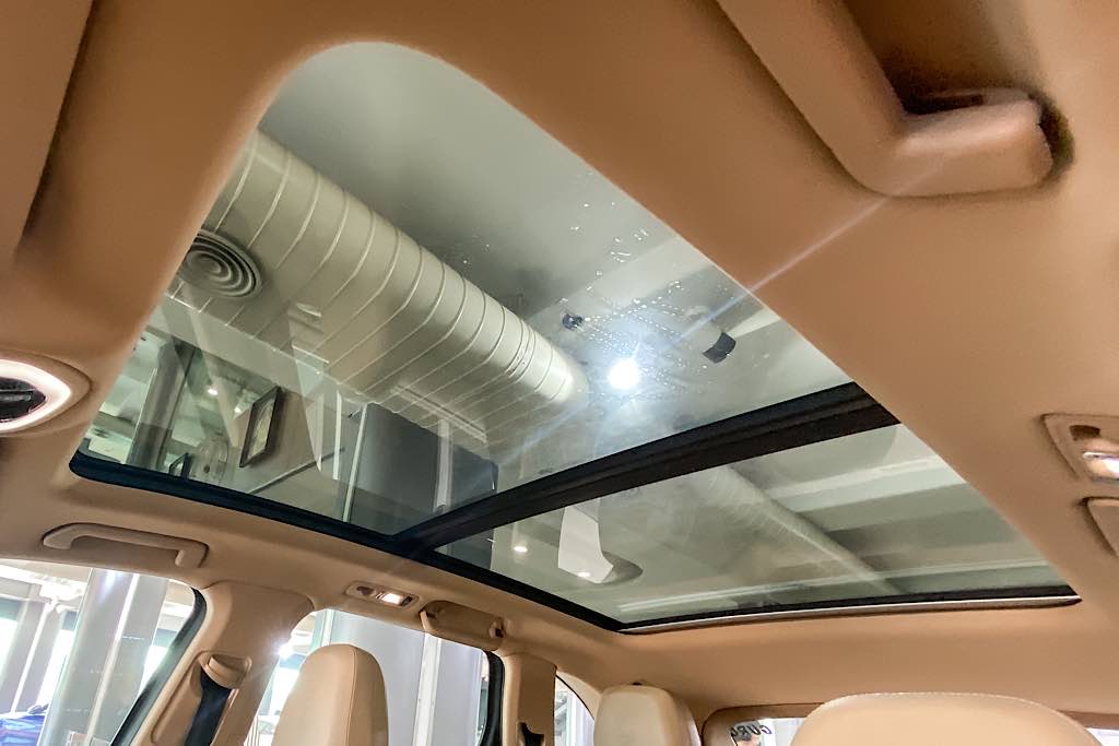 Porsche Cayenne Platinum Edition