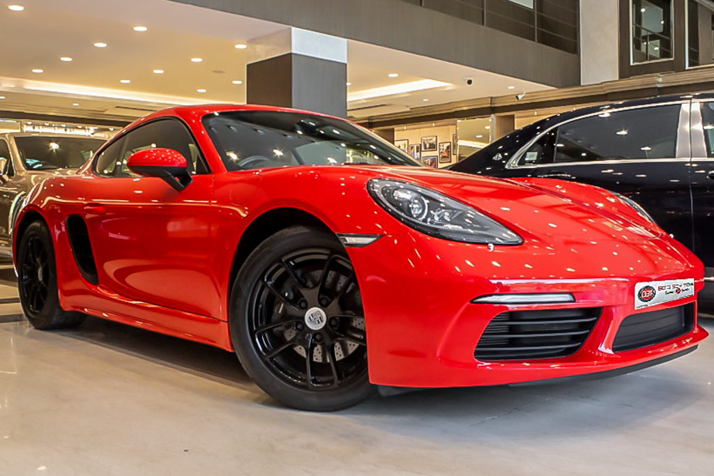 PORSCHE 718 CAYMAN