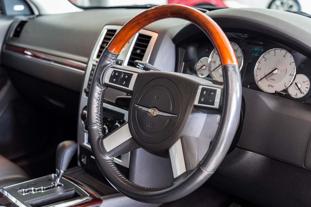 2010 Used Chrysler 300C