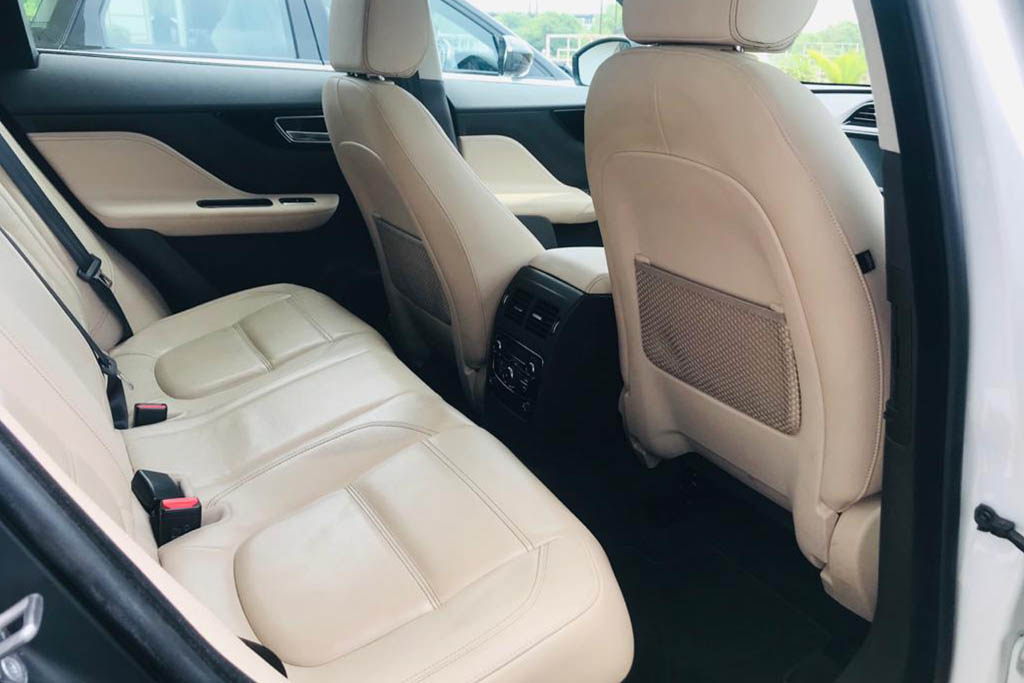 Jaguar F-PACE "Prestige"