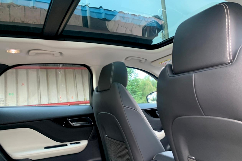 Jaguar F-Pace R sport