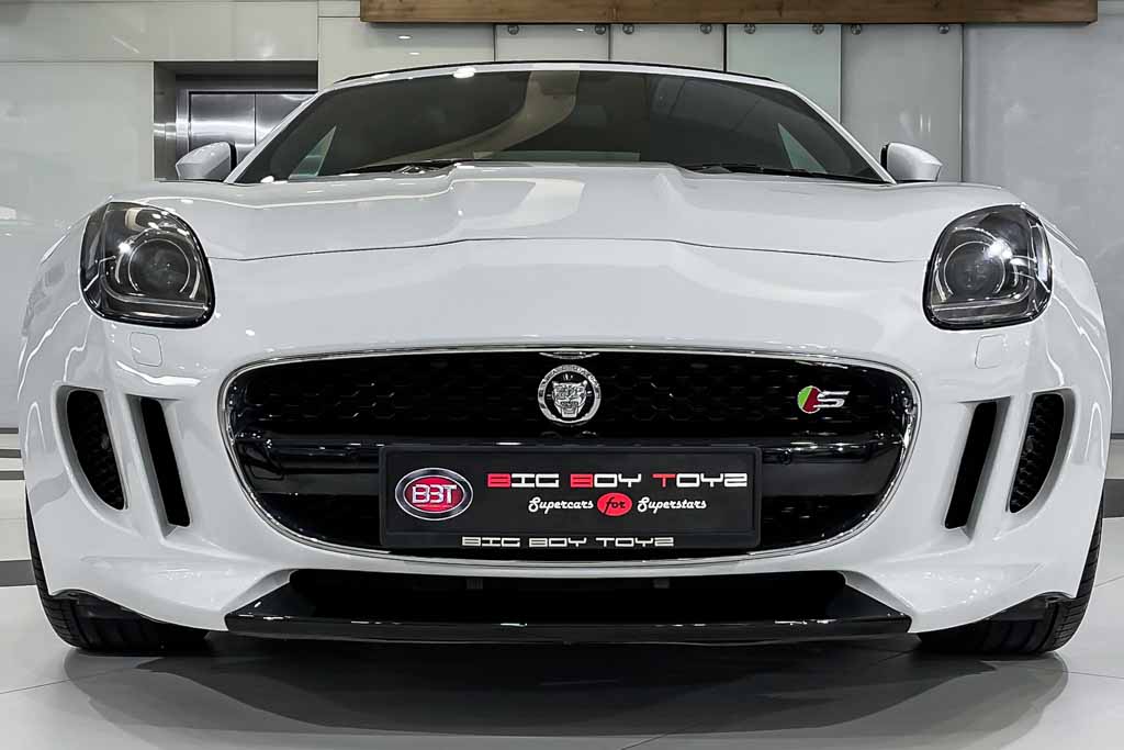 Jaguar F-Type V8 S convertible