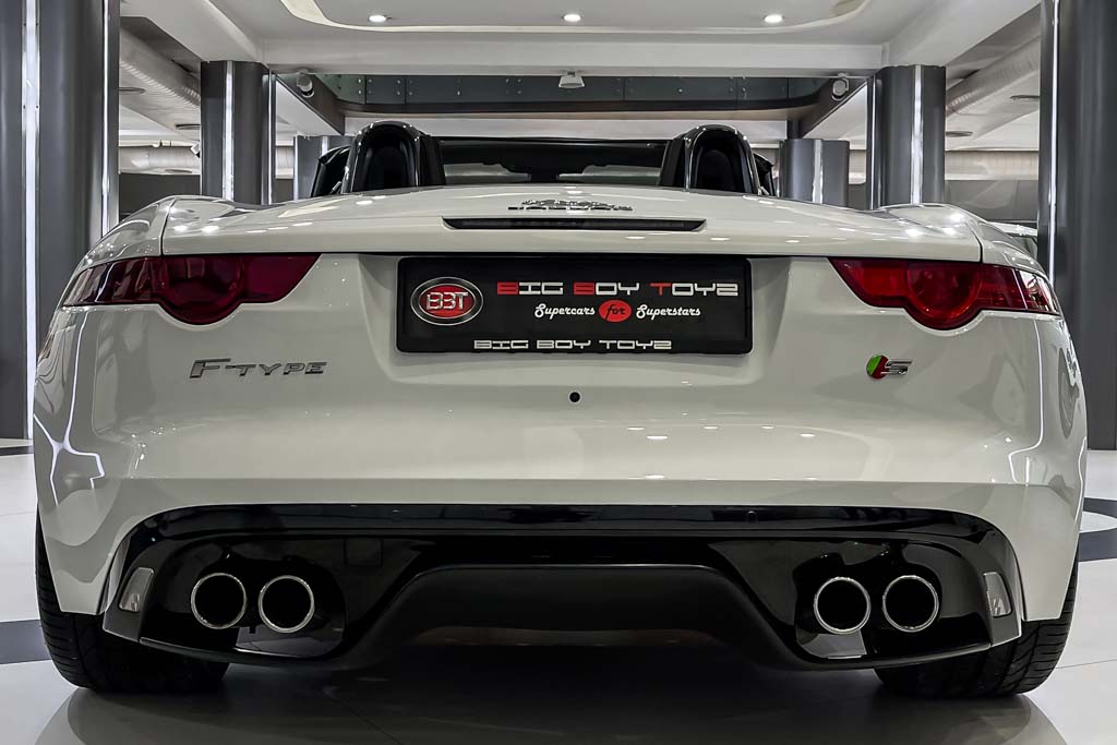 Jaguar F-Type V8 S convertible