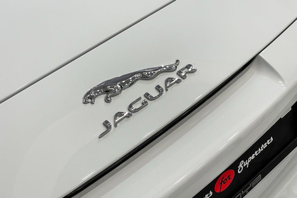 Jaguar F-Type V8 S convertible