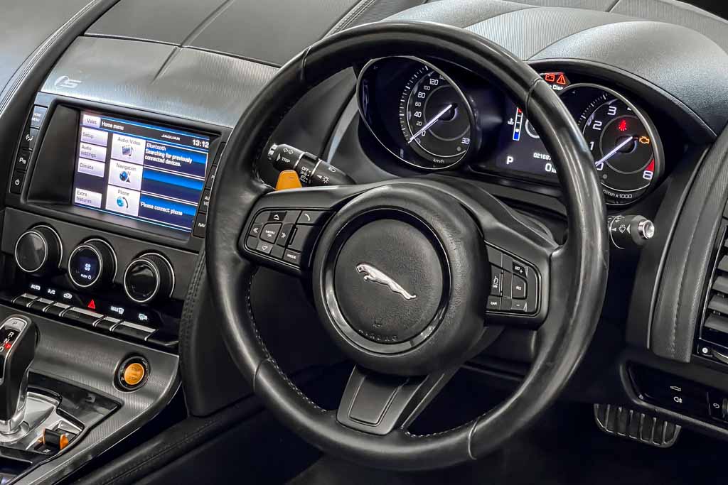 Jaguar F-Type V8 S convertible