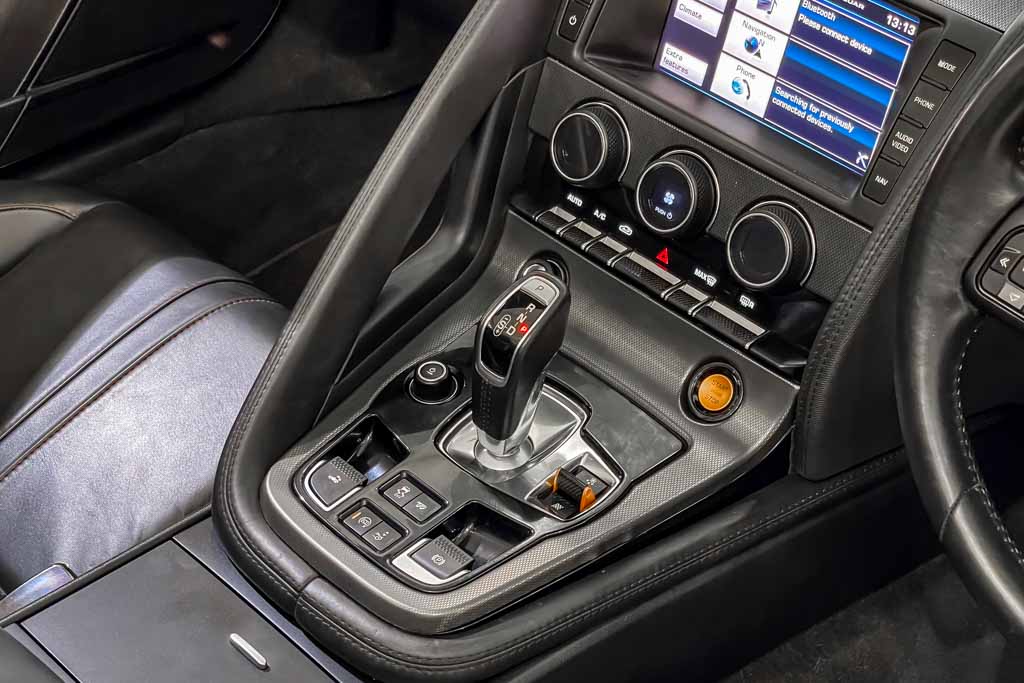 Jaguar F-Type V8 S convertible