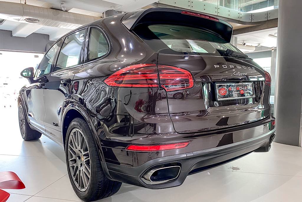 Porsche Cayenne Platinum Edition