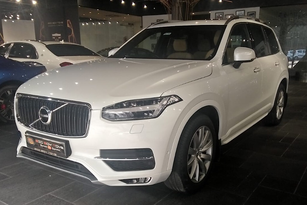 2017 Used Volvo XC90 Momentum