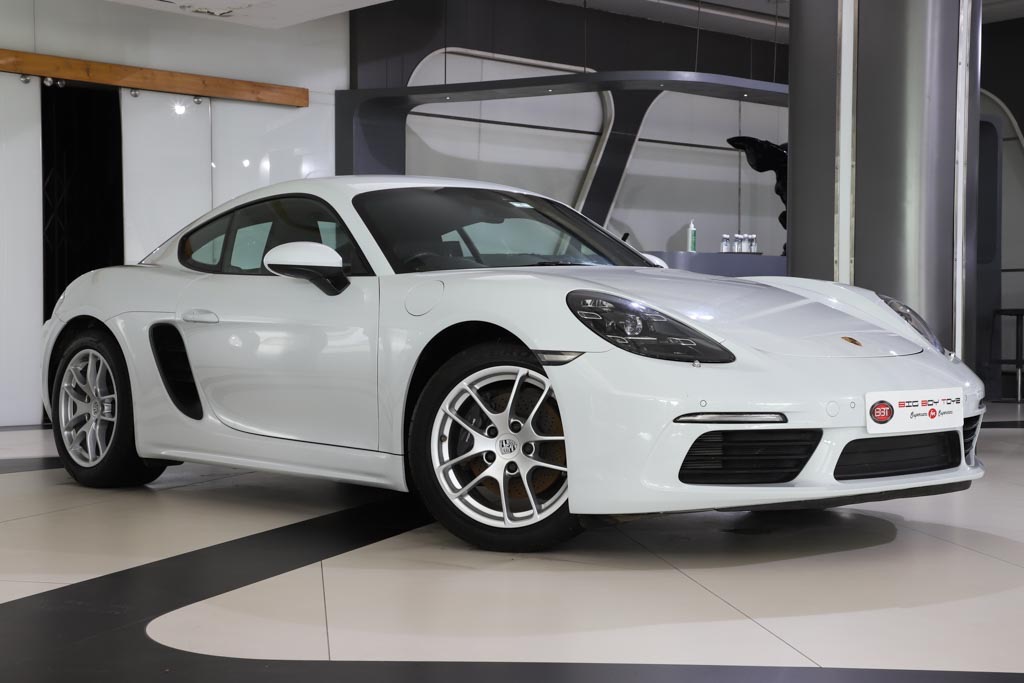 Porsche 718 Cayman