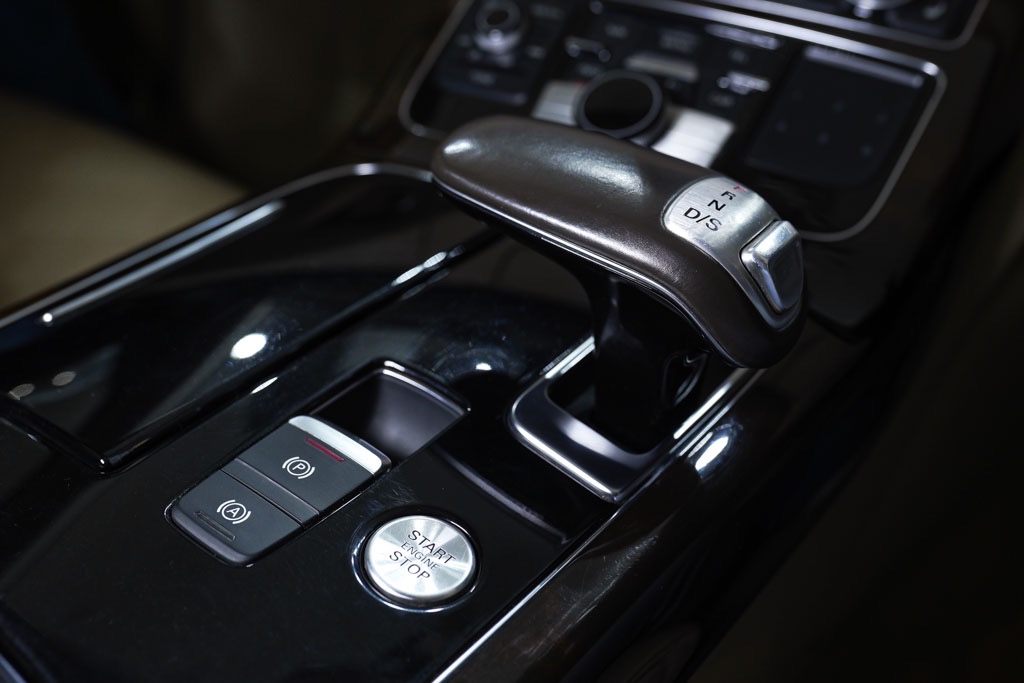 Audi A8 L 50 TDI