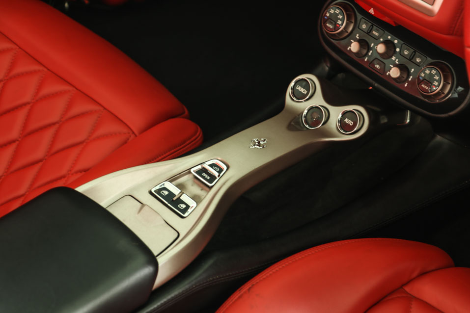 2013 Used Ferrari California