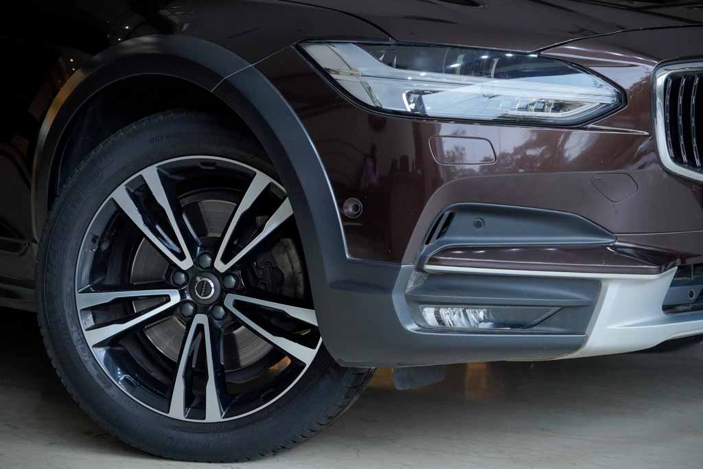 Volvo V90 Cross Country