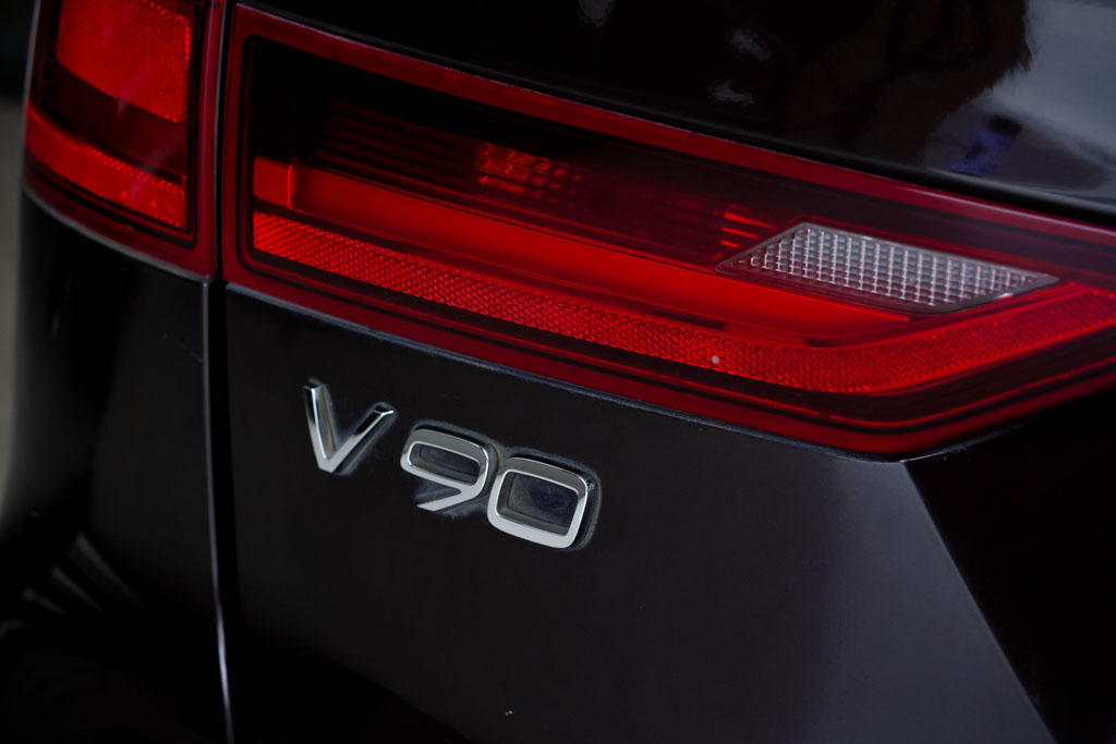 Volvo V90 Cross Country