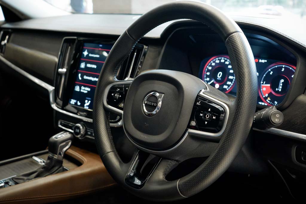 Volvo V90 Cross Country