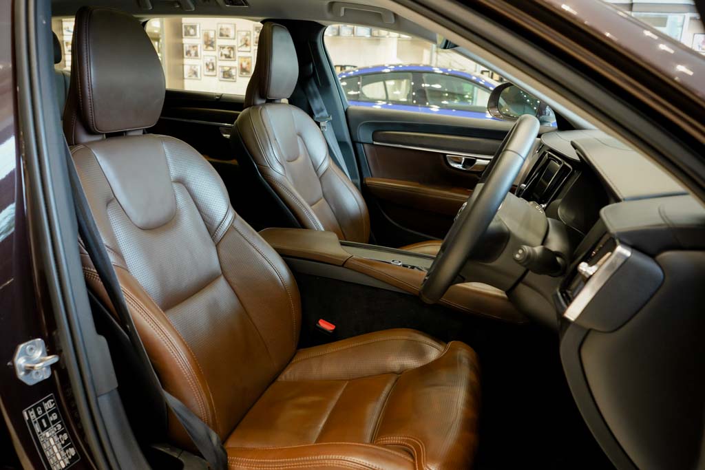 Volvo V90 Cross Country