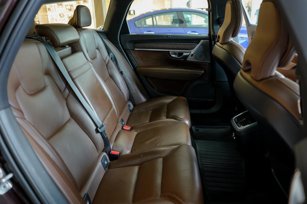 Volvo V90 Cross Country