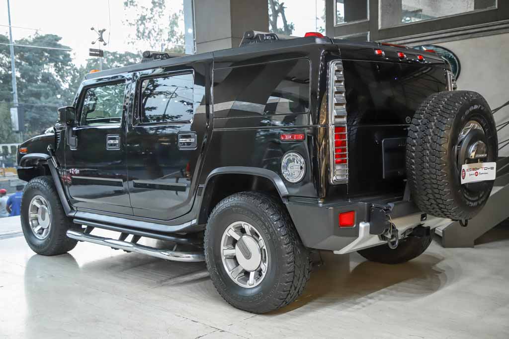 Hummer H2