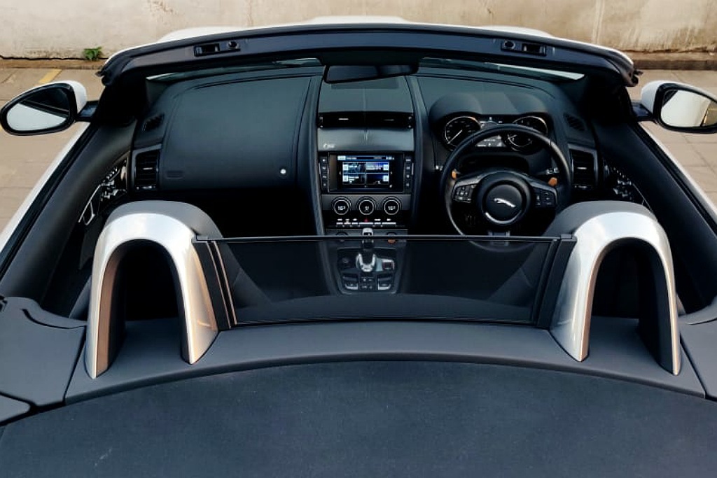 2014 Jaguar F-TYPE V6 S 