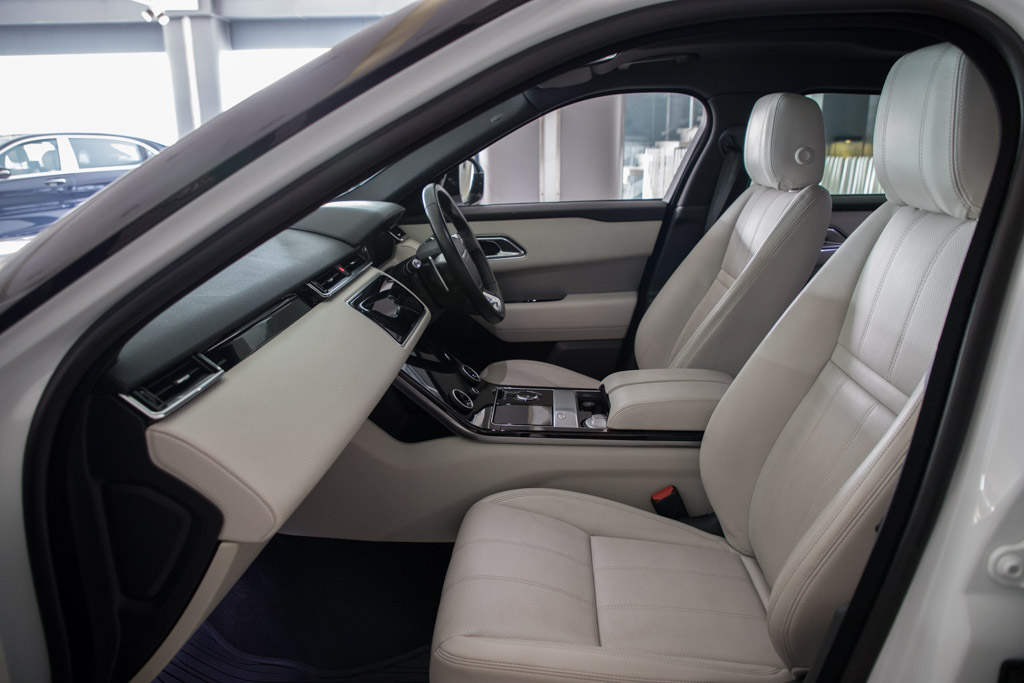 Range Rover Velar D180 S R-Dynamic