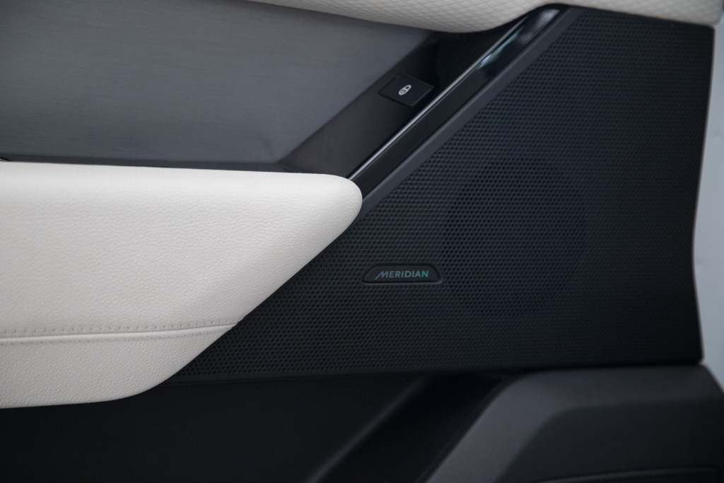 Range Rover Velar D180 S R-Dynamic