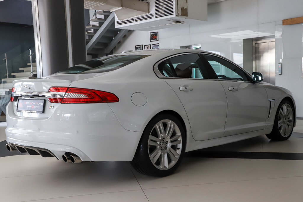 Jaguar XFR