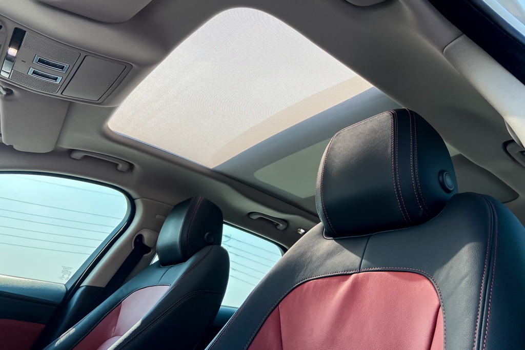 Jaguar F-Pace R sport