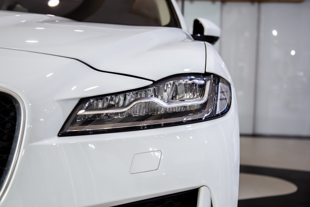 Jaguar F-Pace R sport