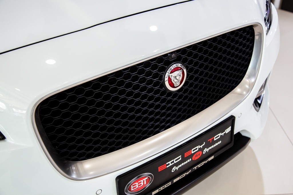 Jaguar F-Pace R sport