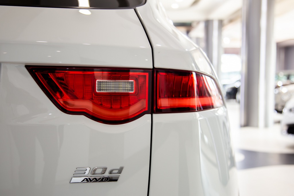 Jaguar F-Pace R sport