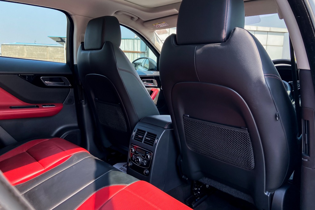 Jaguar F-Pace R sport