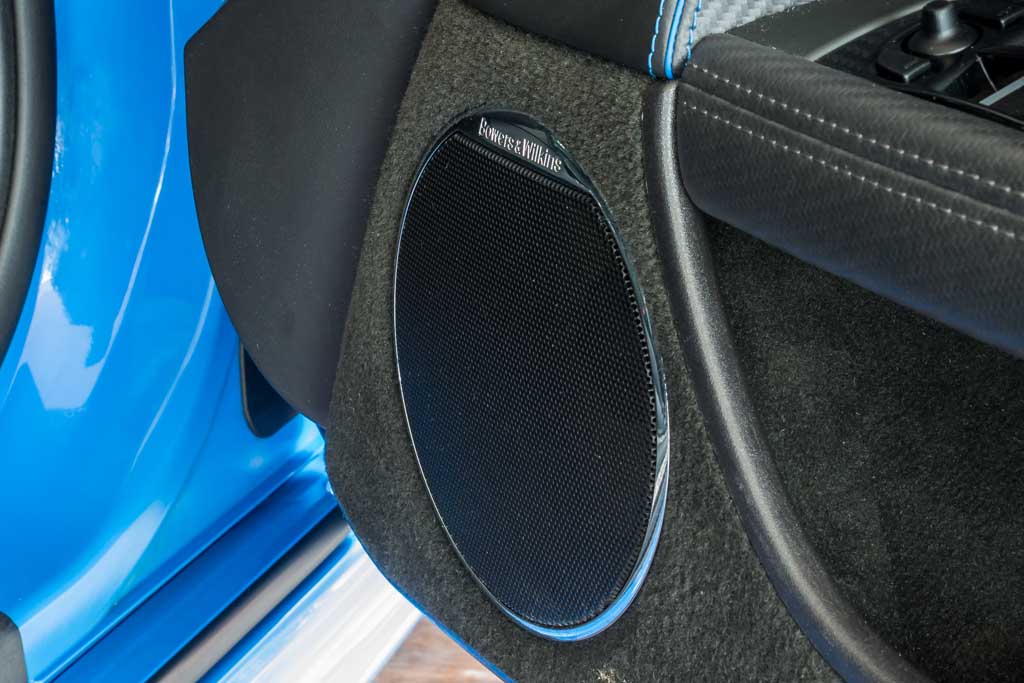 Jaguar XKR-S speakers