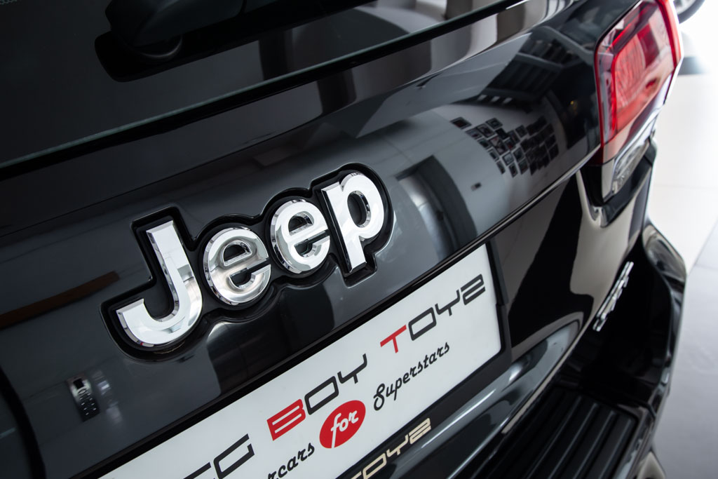 Jeep Grand Cherokee SRT