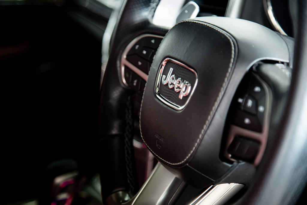 Jeep Grand Cherokee SRT