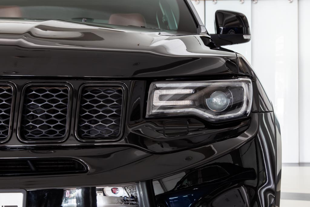 Jeep Grand Cherokee SRT
