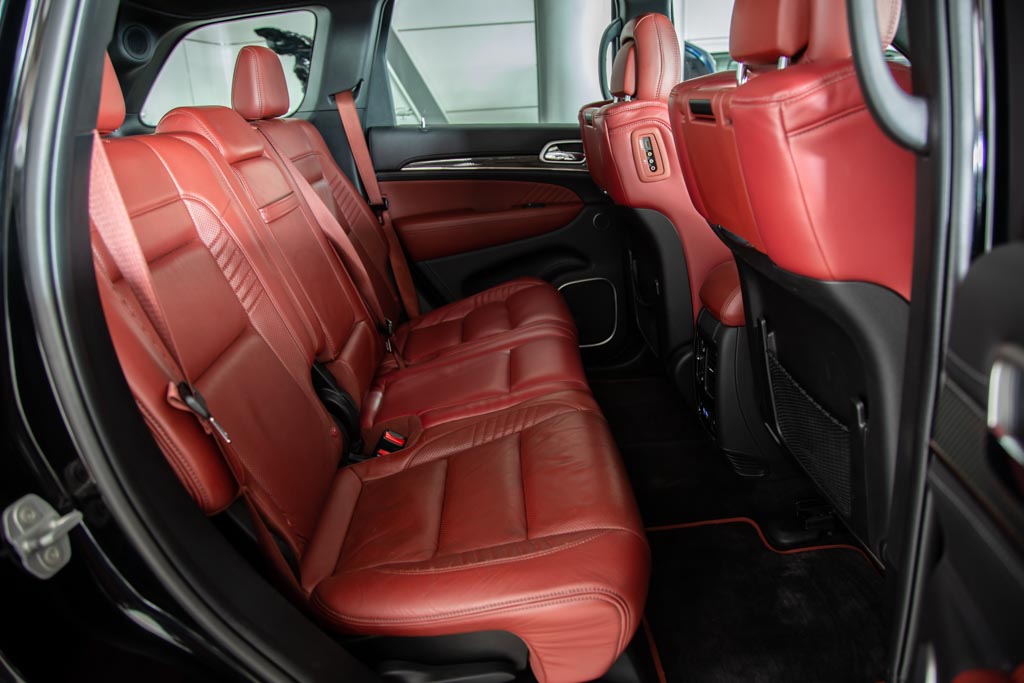 Jeep Grand Cherokee SRT