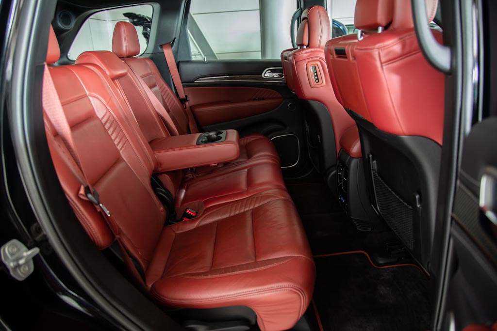 Jeep Grand Cherokee SRT