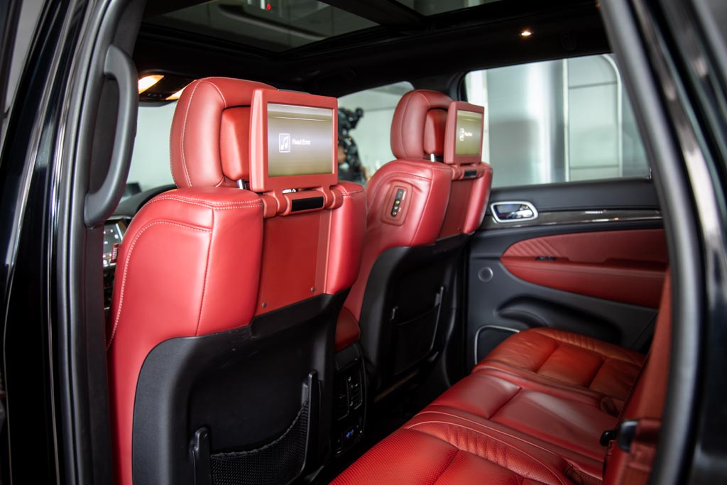 Jeep Grand Cherokee SRT